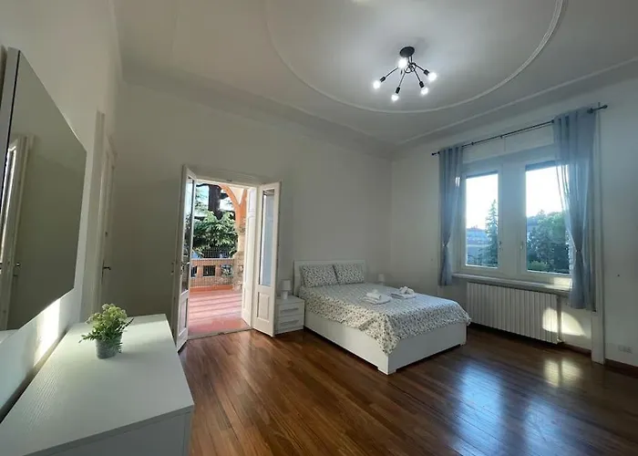 Bg President Con Parcheggio - Vista Citta Alta * 베르가모