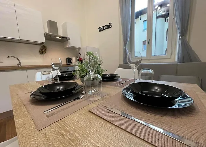 Bg President Con Parcheggio - Vista Citta Alta * 베르가모