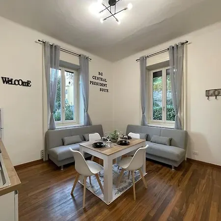 Bg President Con Parcheggio - Vista Citta Alta Apartamento